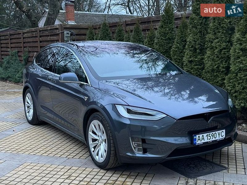 Внедорожник / Кроссовер Tesla Model X 2020 в Киеве