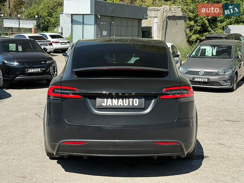 Позашляховик / Кросовер Tesla Model X 2018 в Харкові