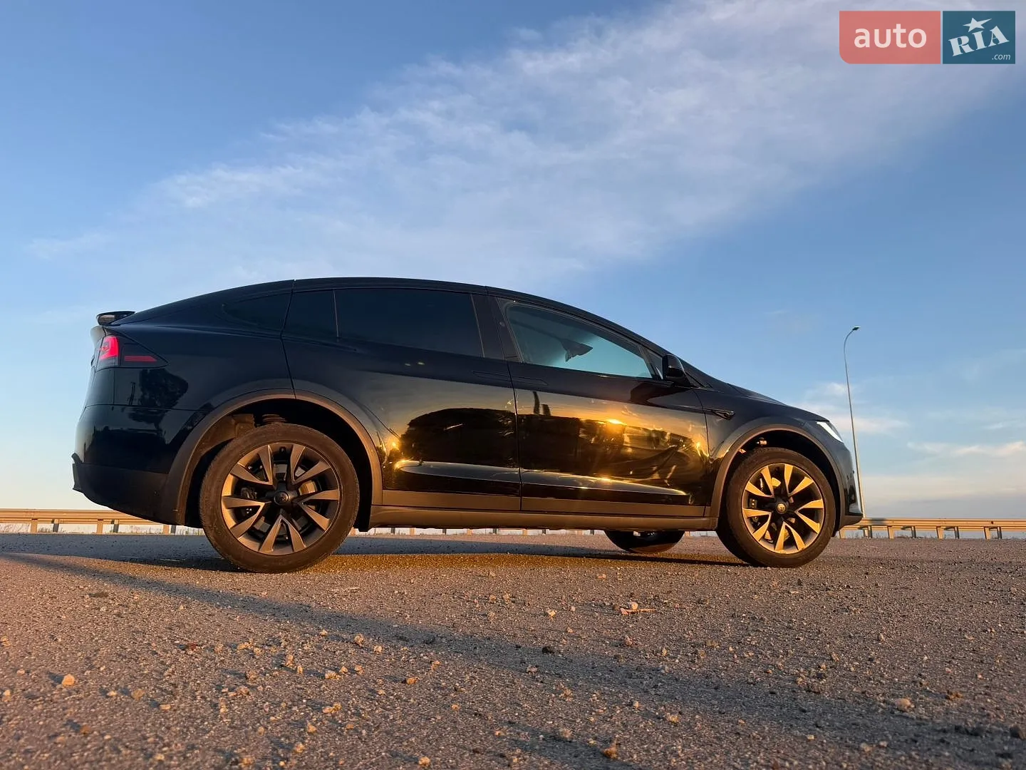 2023 Tesla Model X - мініатюра 39