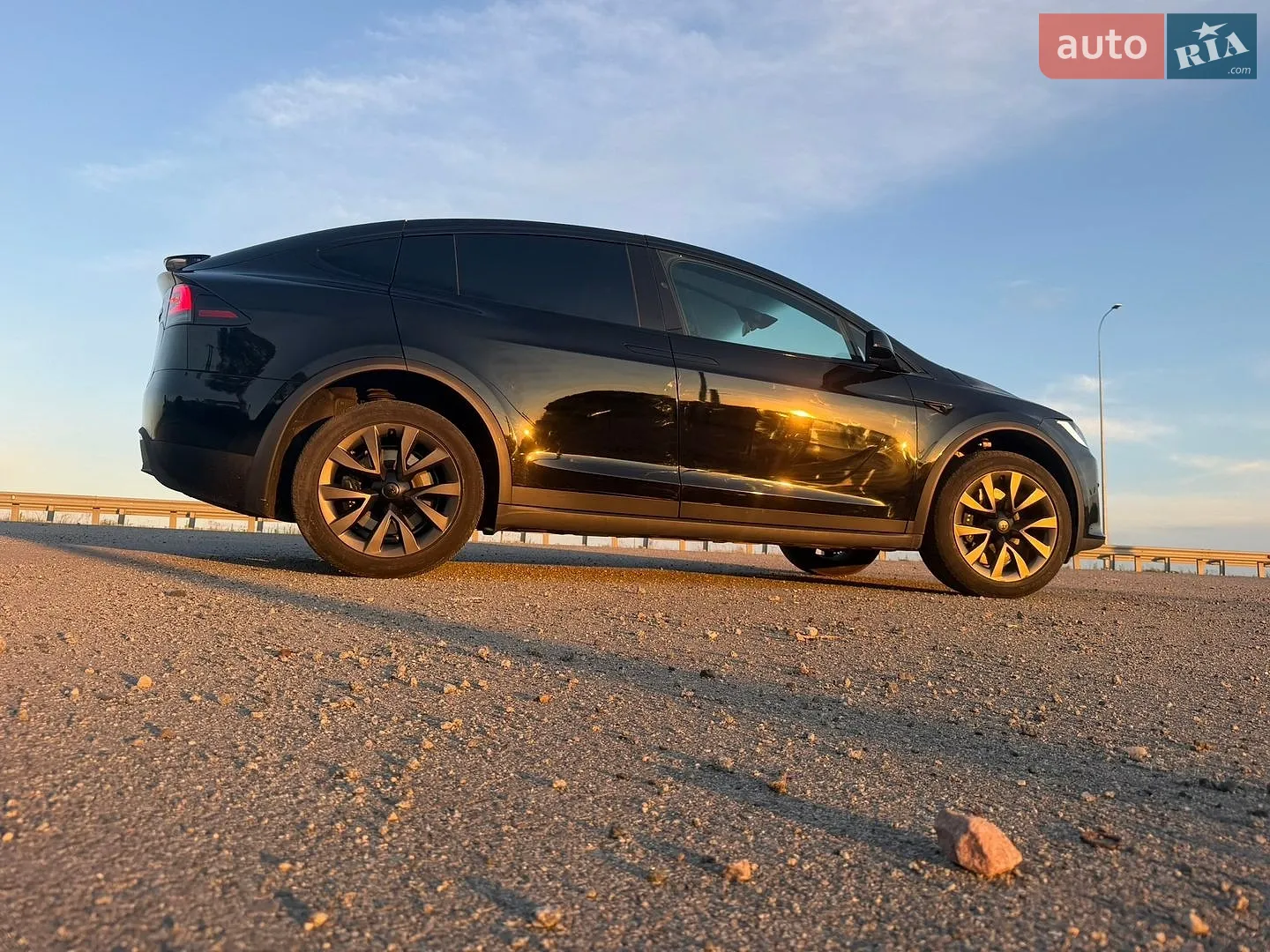 2023 Tesla Model X - мініатюра 38