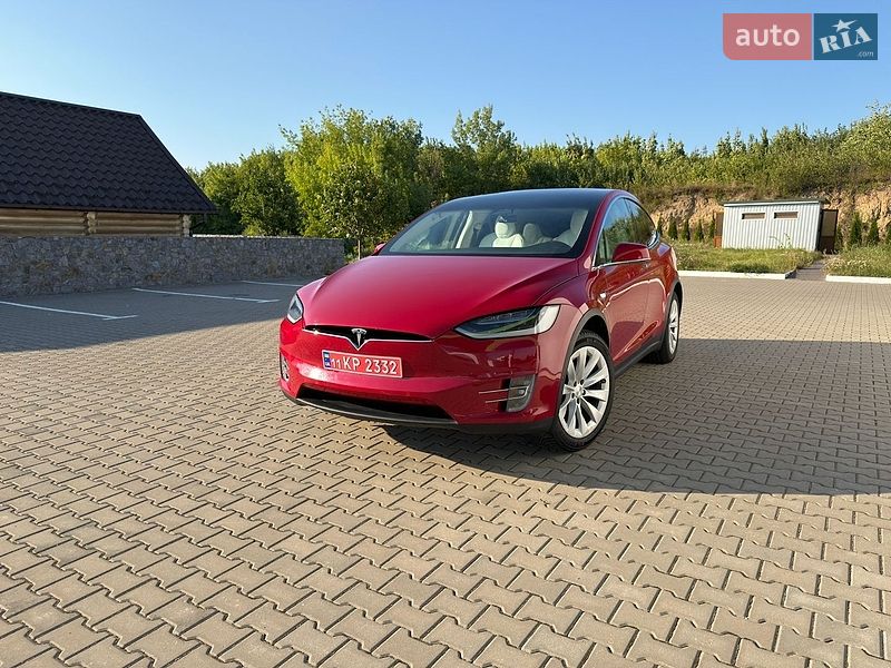 Внедорожник / Кроссовер Tesla Model X 2020 в Калиновке