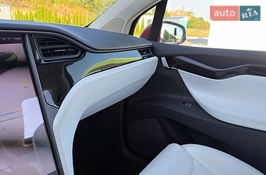 Внедорожник / Кроссовер Tesla Model X 2020 в Калиновке
