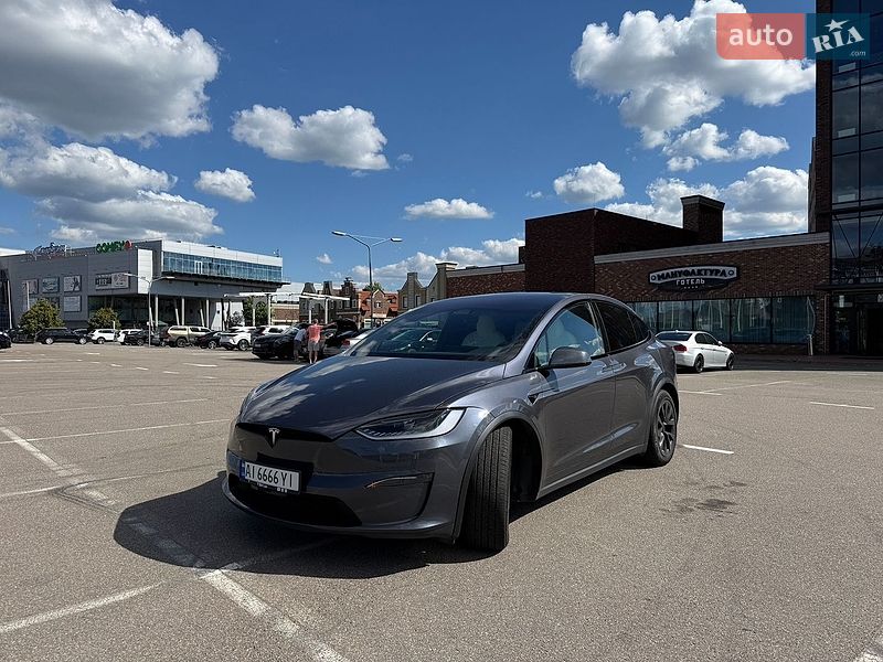 Внедорожник / Кроссовер Tesla Model X 2023 в Черновцах
