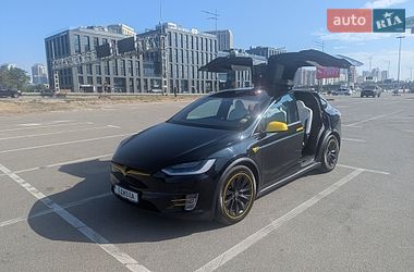 Внедорожник / Кроссовер Tesla Model X 2020 в Киеве
