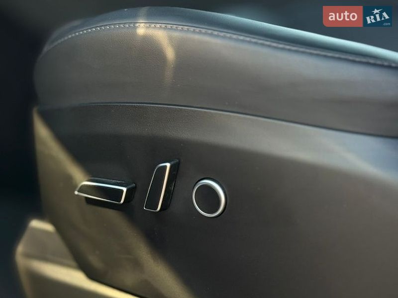 Внедорожник / Кроссовер Tesla Model X 2024 в Ровно