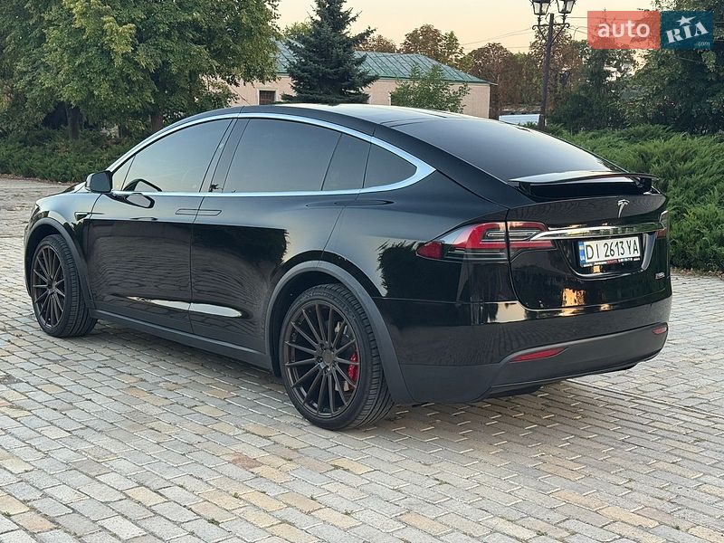 Внедорожник / Кроссовер Tesla Model X 2018 в Белой Церкви