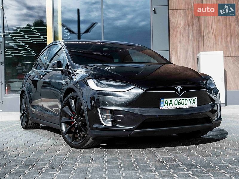 Tesla Model X 2016
