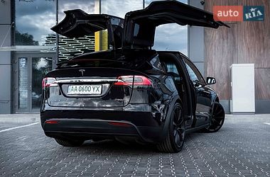 Внедорожник / Кроссовер Tesla Model X 2016 в Киеве