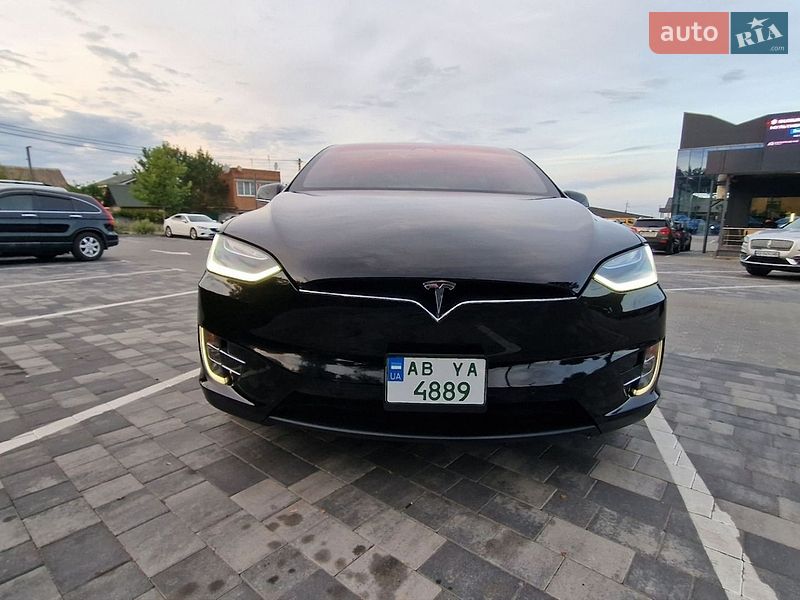 Внедорожник / Кроссовер Tesla Model X 2016 в Виннице
