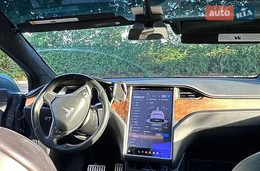 Внедорожник / Кроссовер Tesla Model X 2018 в Киеве