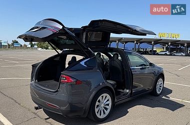 Позашляховик / Кросовер Tesla Model X 2020 в Кривому Розі