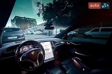 Позашляховик / Кросовер Tesla Model X 2015 в Києві