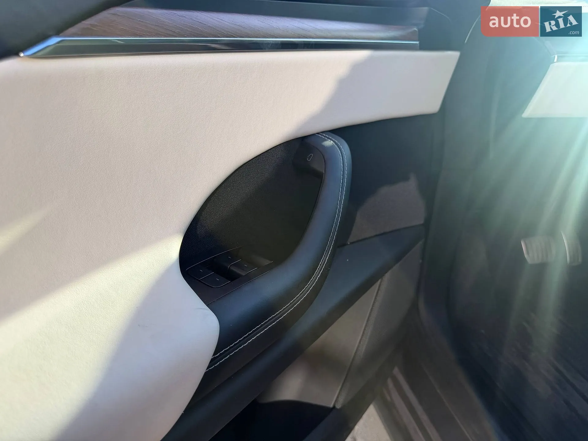2022 Tesla Model X - мініатюра 12