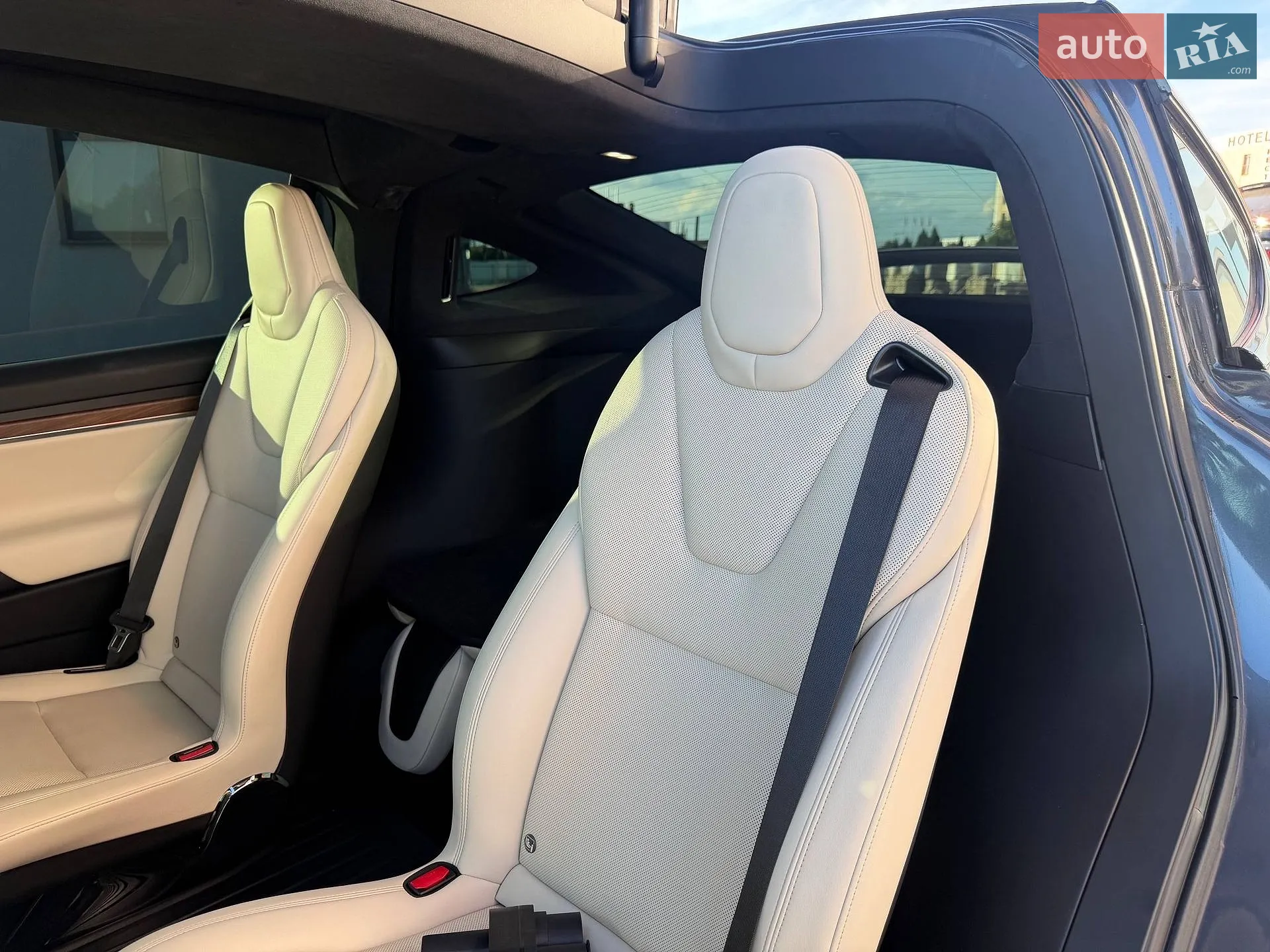 2022 Tesla Model X - мініатюра 11