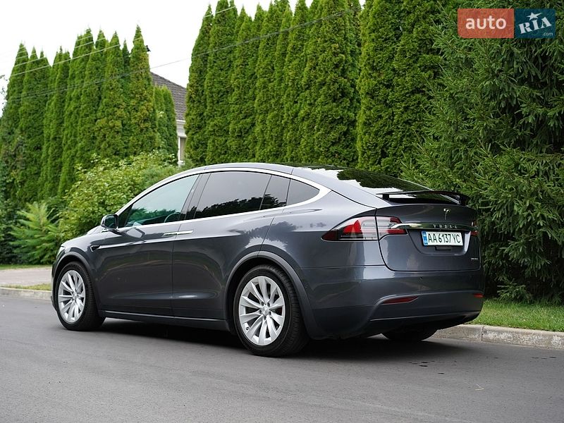 Позашляховик / Кросовер Tesla Model X 2020 в Києві