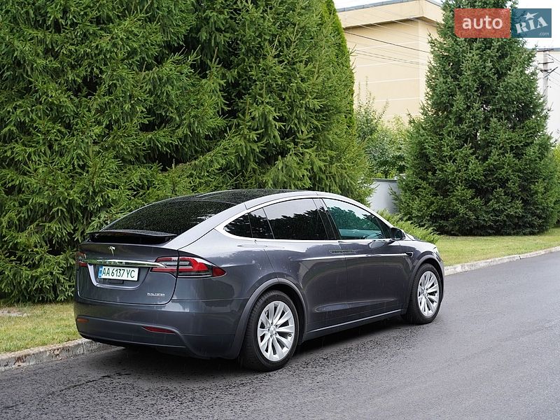 Позашляховик / Кросовер Tesla Model X 2020 в Києві