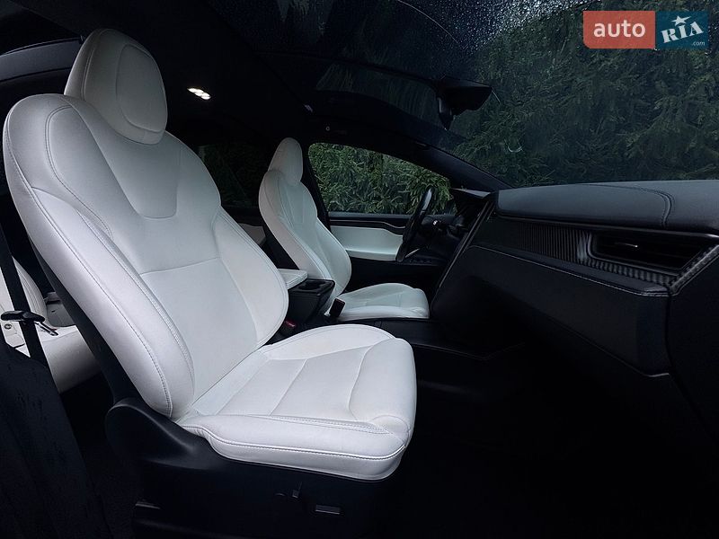 Позашляховик / Кросовер Tesla Model X 2020 в Києві