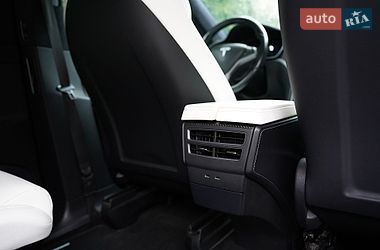 Позашляховик / Кросовер Tesla Model X 2020 в Києві