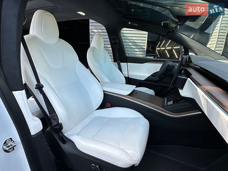 Позашляховик / Кросовер Tesla Model X 2023 в Києві фото 15 Позашляховик / Кросовер Tesla Model X 2023 в Києві