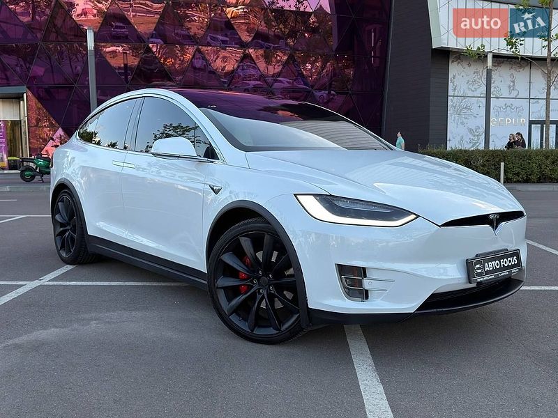 Tesla Model X 2017