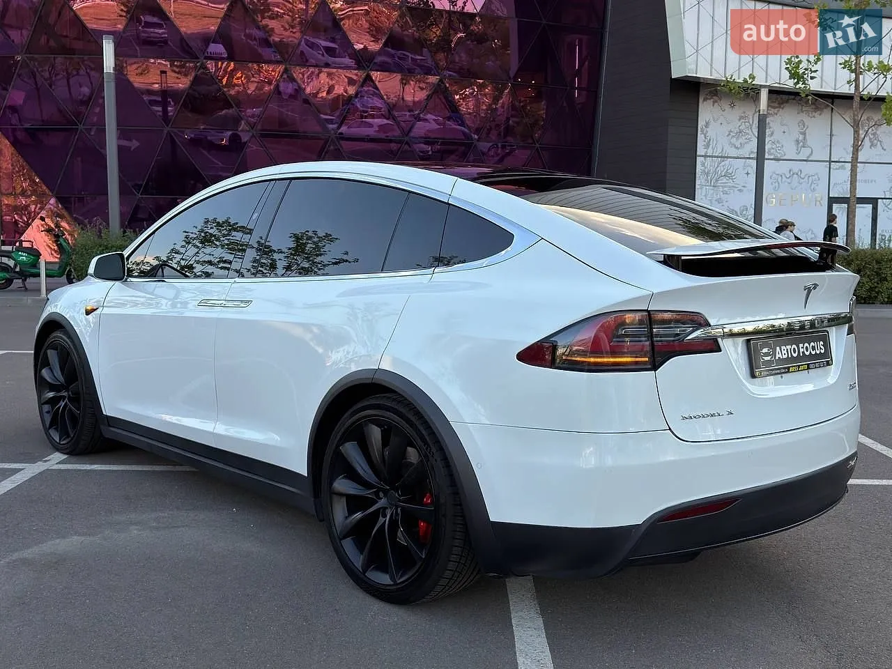 2017 Tesla Model X - мініатюра 5