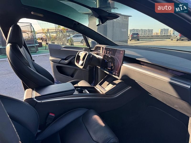Внедорожник / Кроссовер Tesla Model X 2022 в Киеве