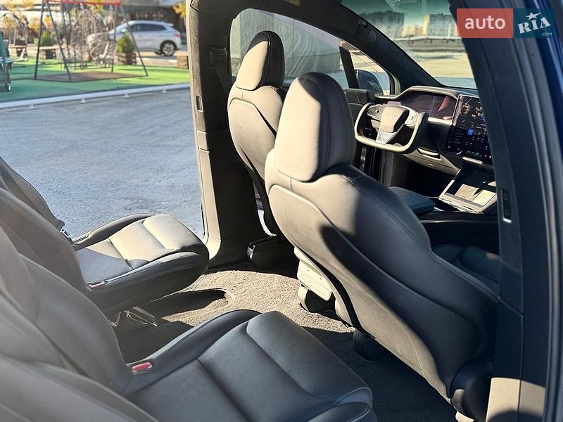 Внедорожник / Кроссовер Tesla Model X 2022 в Киеве
