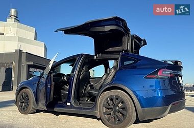 Внедорожник / Кроссовер Tesla Model X 2022 в Киеве