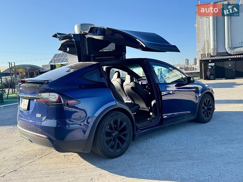 Внедорожник / Кроссовер Tesla Model X 2022 в Киеве