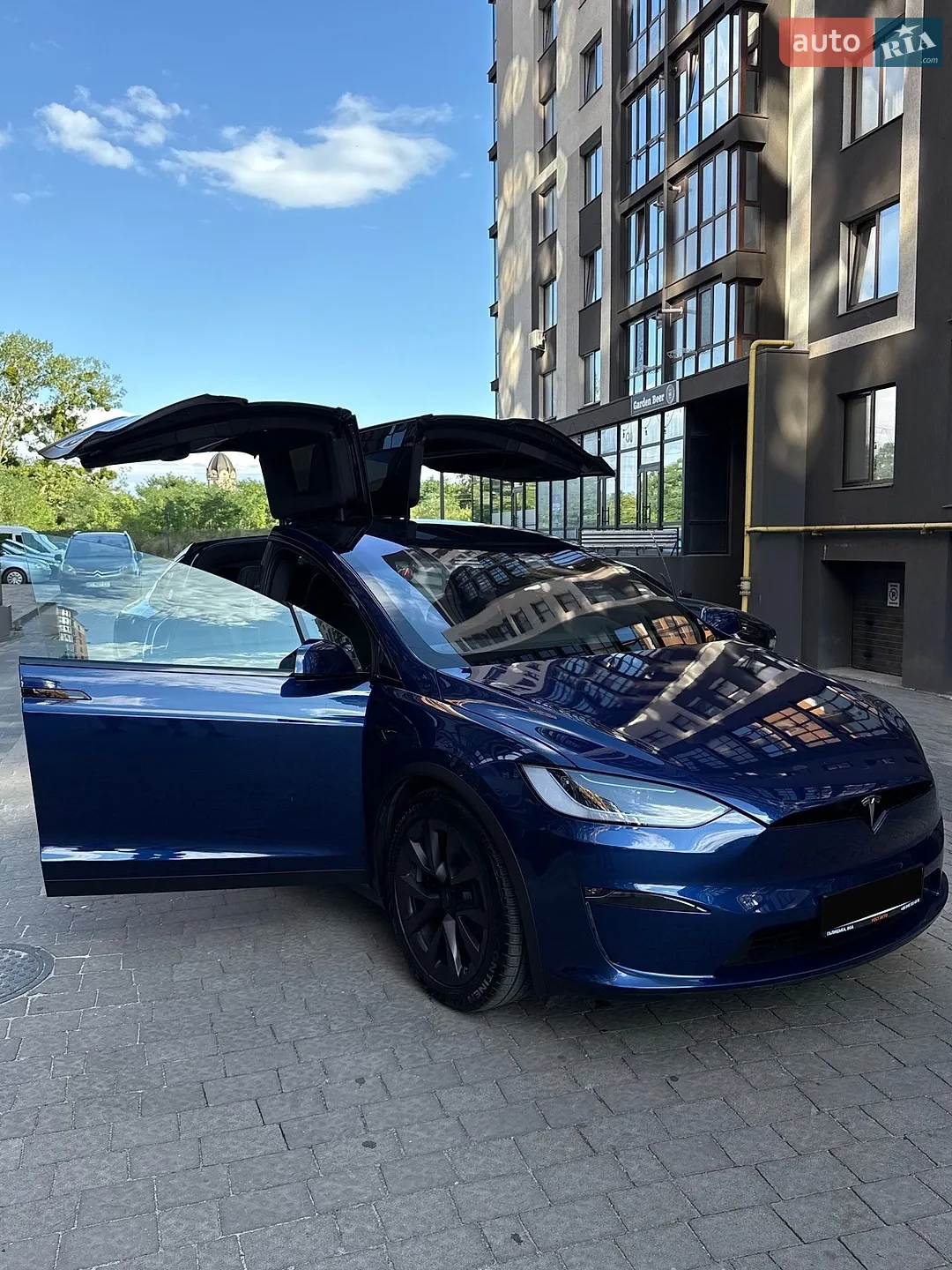 2025 Tesla Model X - мініатюра 18