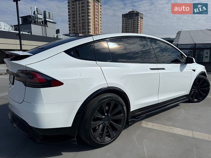 Позашляховик / Кросовер Tesla Model X 2021 в Києві