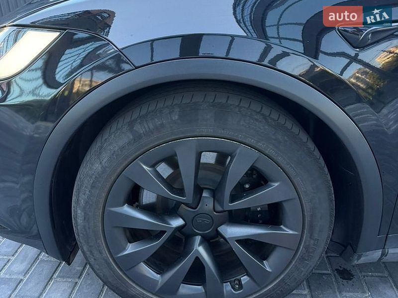 Позашляховик / Кросовер Tesla Model X 2023 в Полтаві