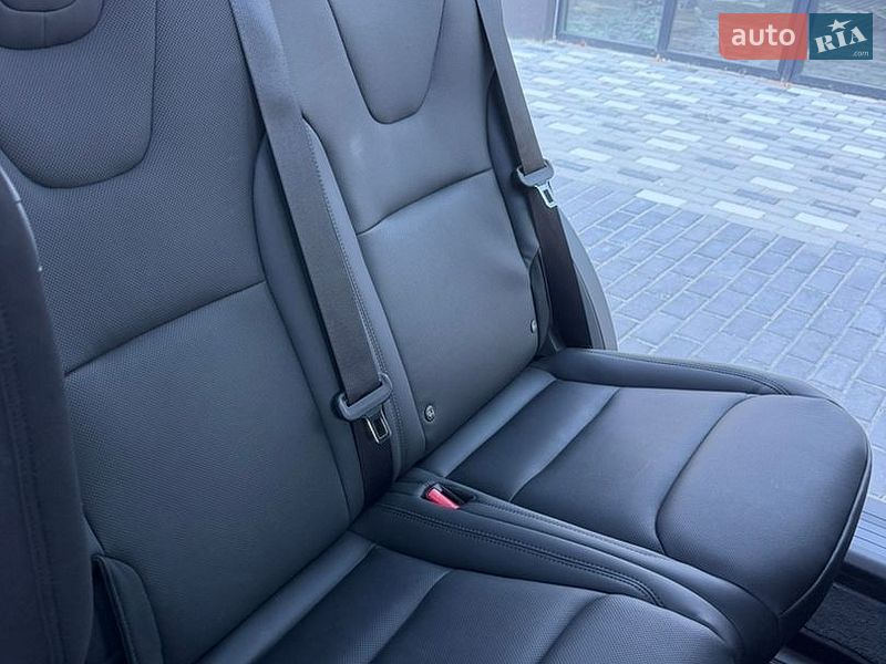 Позашляховик / Кросовер Tesla Model X 2023 в Полтаві