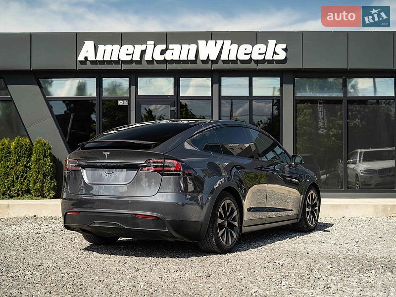 Позашляховик / Кросовер Tesla Model X 2022 в Чернівцях