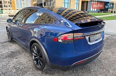 Внедорожник / Кроссовер Tesla Model X 2019 в Киеве