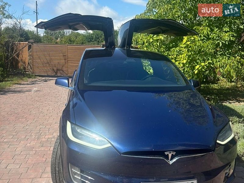 Внедорожник / Кроссовер Tesla Model X 2018 в Львове