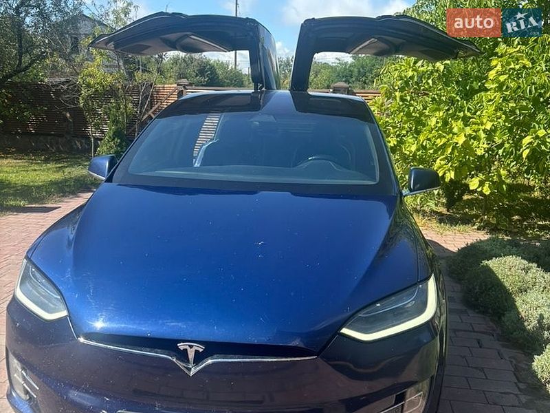 Внедорожник / Кроссовер Tesla Model X 2018 в Львове