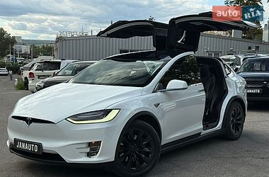 Позашляховик / Кросовер Tesla Model X 2018 в Харкові фото Позашляховик / Кросовер Tesla Model X 2018 в Харкові