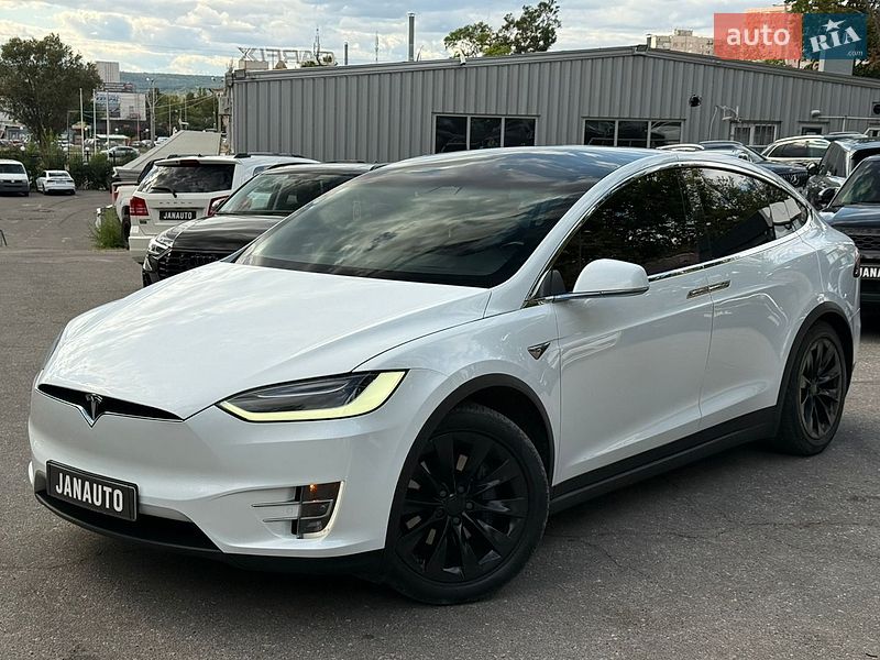 Позашляховик / Кросовер Tesla Model X 2018 в Харкові