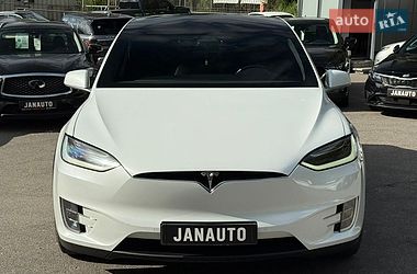 Позашляховик / Кросовер Tesla Model X 2018 в Харкові фото 3 Позашляховик / Кросовер Tesla Model X 2018 в Харкові