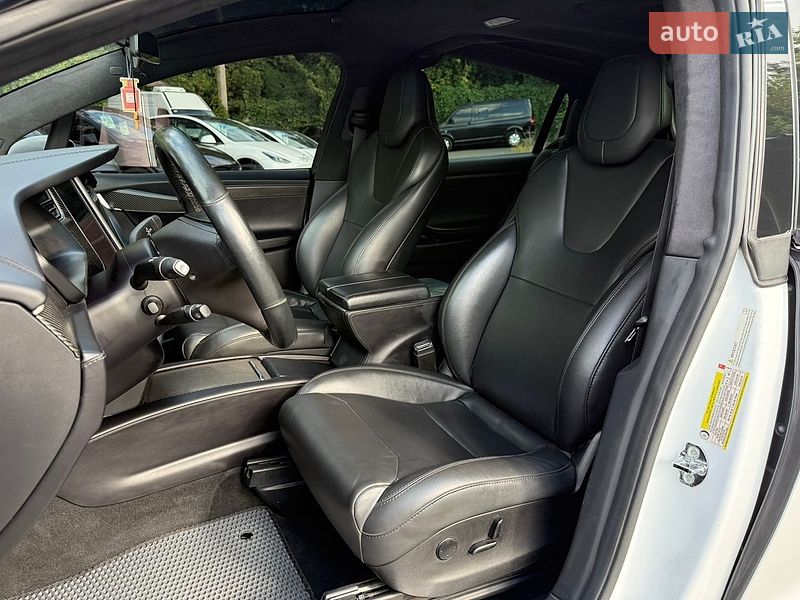 Позашляховик / Кросовер Tesla Model X 2018 в Харкові фото 4 Позашляховик / Кросовер Tesla Model X 2018 в Харкові