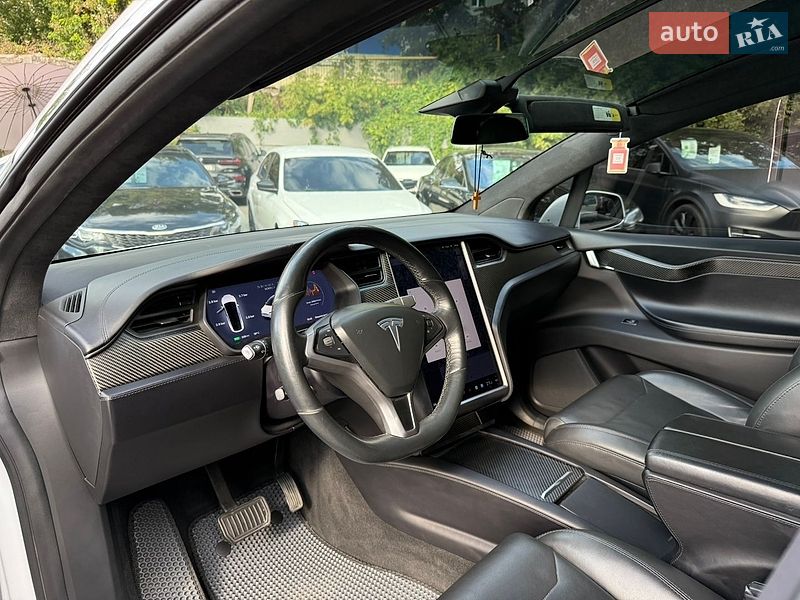 Позашляховик / Кросовер Tesla Model X 2018 в Харкові фото 5 Позашляховик / Кросовер Tesla Model X 2018 в Харкові