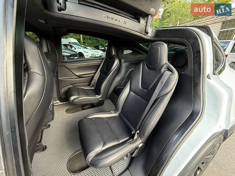 Позашляховик / Кросовер Tesla Model X 2018 в Харкові фото 11 Позашляховик / Кросовер Tesla Model X 2018 в Харкові