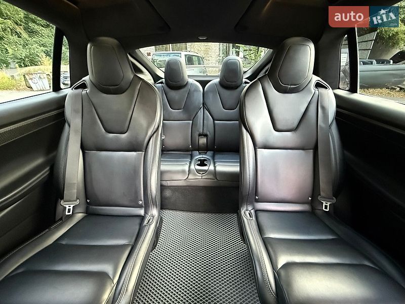 Позашляховик / Кросовер Tesla Model X 2018 в Харкові фото 12 Позашляховик / Кросовер Tesla Model X 2018 в Харкові