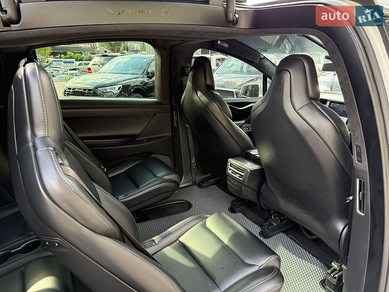 Позашляховик / Кросовер Tesla Model X 2018 в Харкові фото 18 Позашляховик / Кросовер Tesla Model X 2018 в Харкові