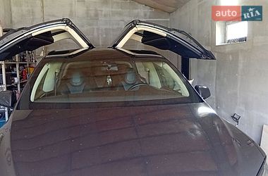 Внедорожник / Кроссовер Tesla Model X 2016 в Киеве
