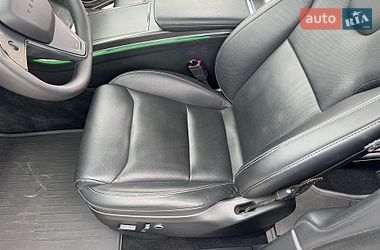 Внедорожник / Кроссовер Tesla Model X 2022 в Киеве