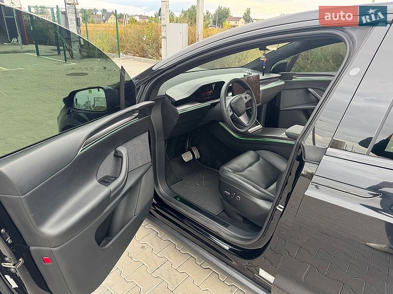 Внедорожник / Кроссовер Tesla Model X 2022 в Киеве