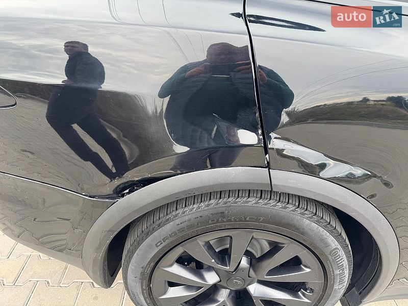 Внедорожник / Кроссовер Tesla Model X 2022 в Киеве