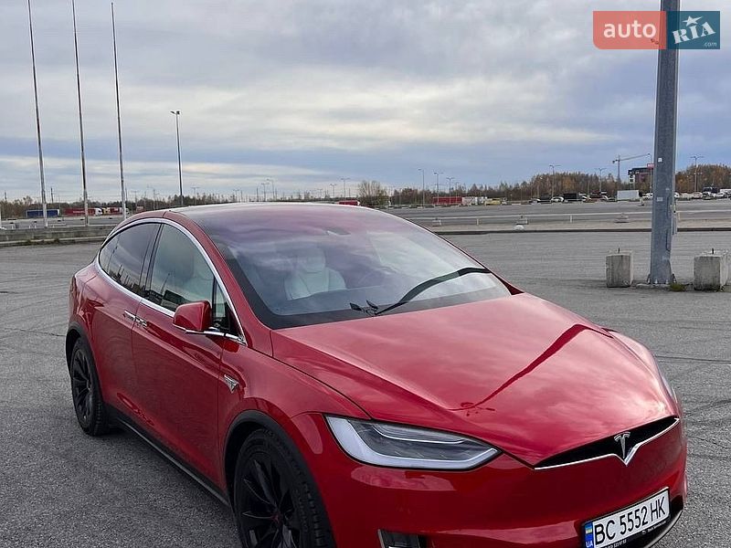 Внедорожник / Кроссовер Tesla Model X 2016 в Львове